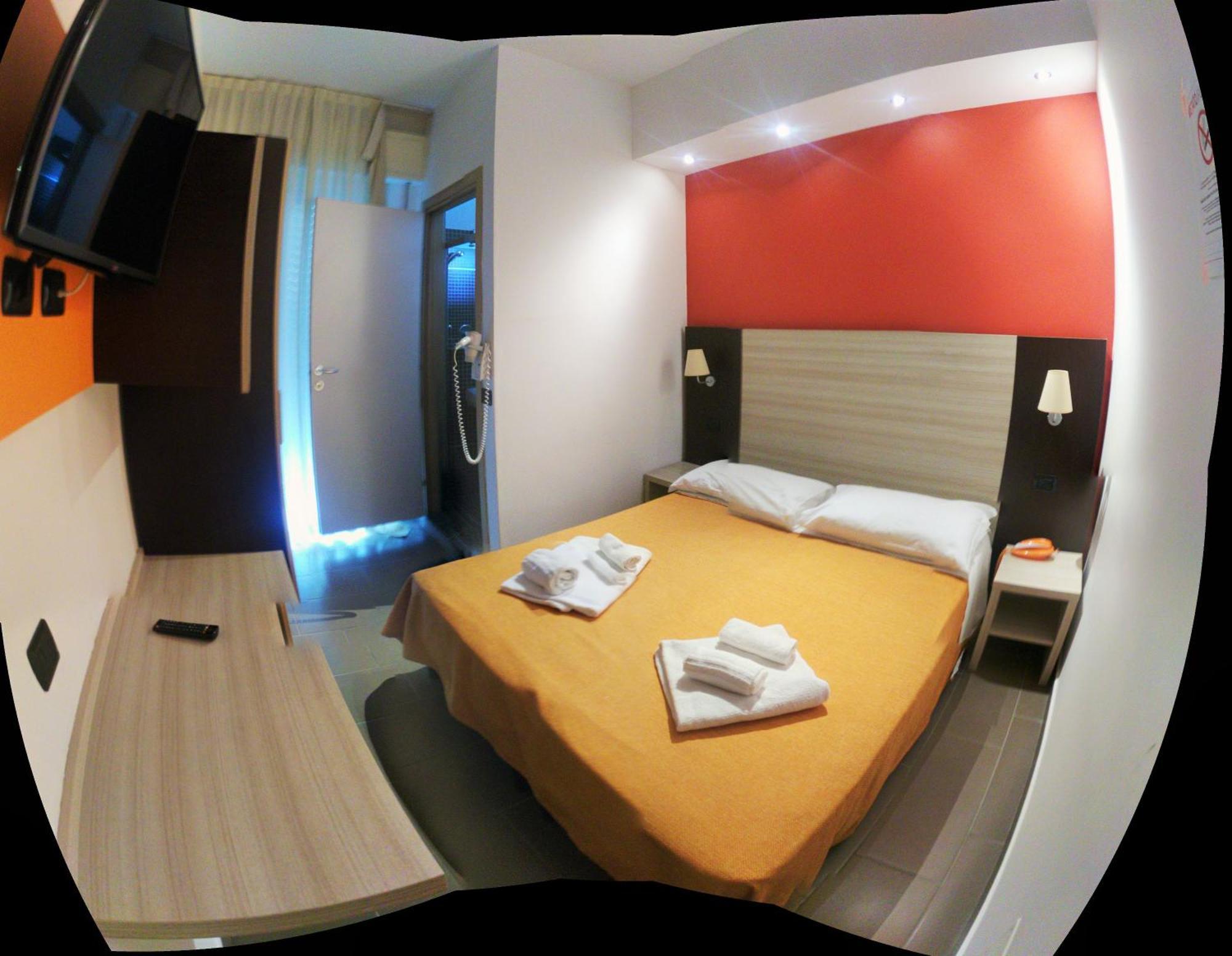 Hotel Aurora Mare Rimini Rum bild