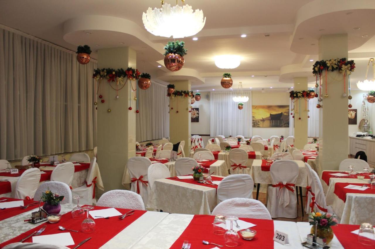 Hotel Aurora Mare Rimini Exteriör bild
